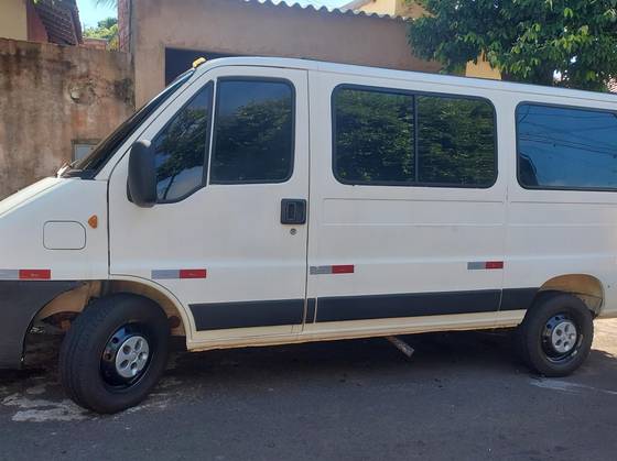 CITROËN JUMPER 2.3 MINIBUS 16V TURBO INTERCOOLER DIESEL 4P MANUAL CITROËN JUMPER 2.3 MINIBUS 16V TURBO INTERCOOLER DIESEL 4P MANUAL